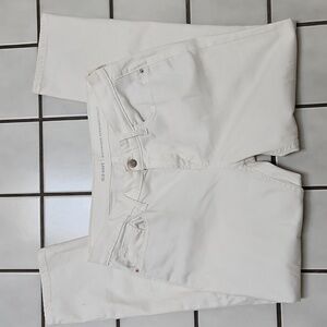 Old Navy Women's White Jeans size 8